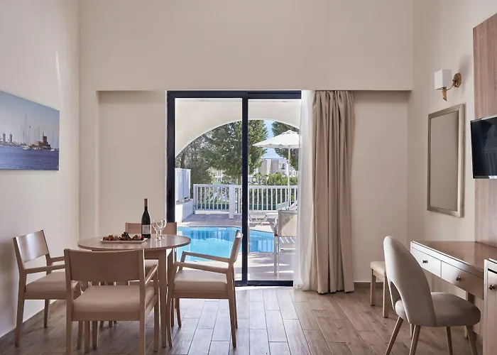 Labranda Kiotari Bay Otel 4*